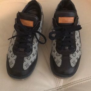 Louis Vuitton Sneakers